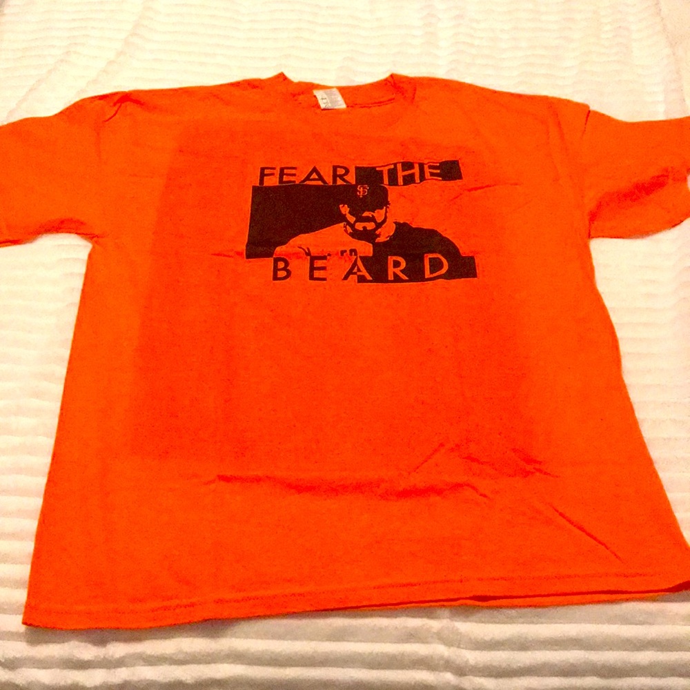 Gently Used Mens SF Giants “Fear the Beard” Brian Wilson Tee. SZ Lrg - Orange
